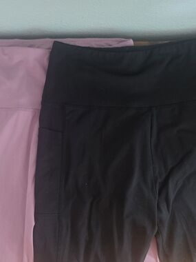 2 PK- Capri Lenght High-Waist Pocket Leggings - Black and Pink